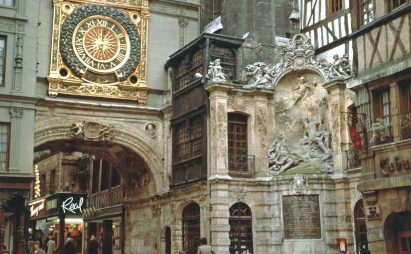 Il est midi - Gros-Horloge-Rouen-Fr